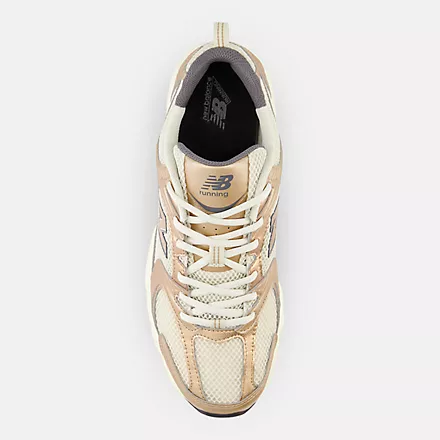 New Balance 530 turtledove con gold metallic y magnet - Imagen 4